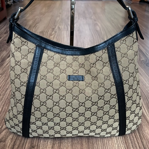 A155 - π― % authentic Gucci shoulder bag - Picture 3 of 16